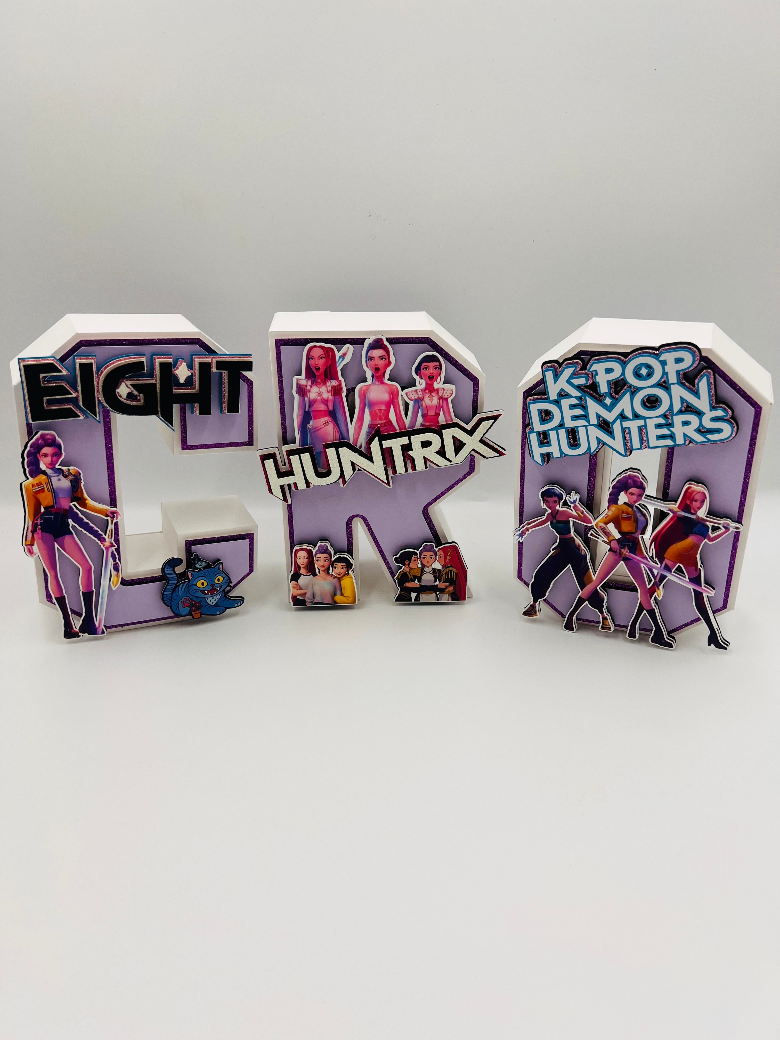 GOLDEN 3D LETTERS 8"